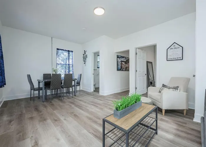 Unit 10 Cozy Convenient Near Offers * Pensacola