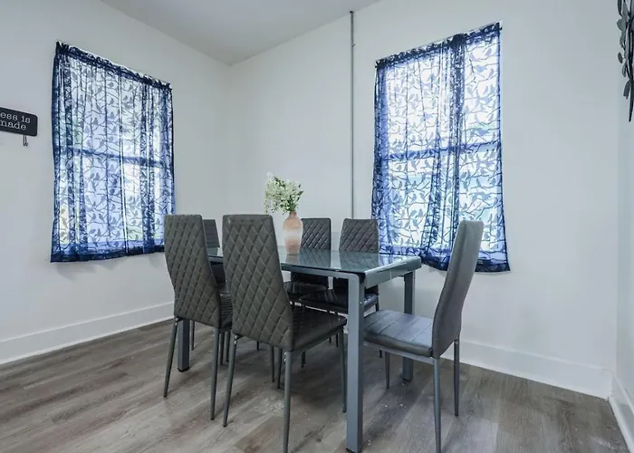 Holiday home Unit 10 Cozy Convenient Near Offers Pensacola